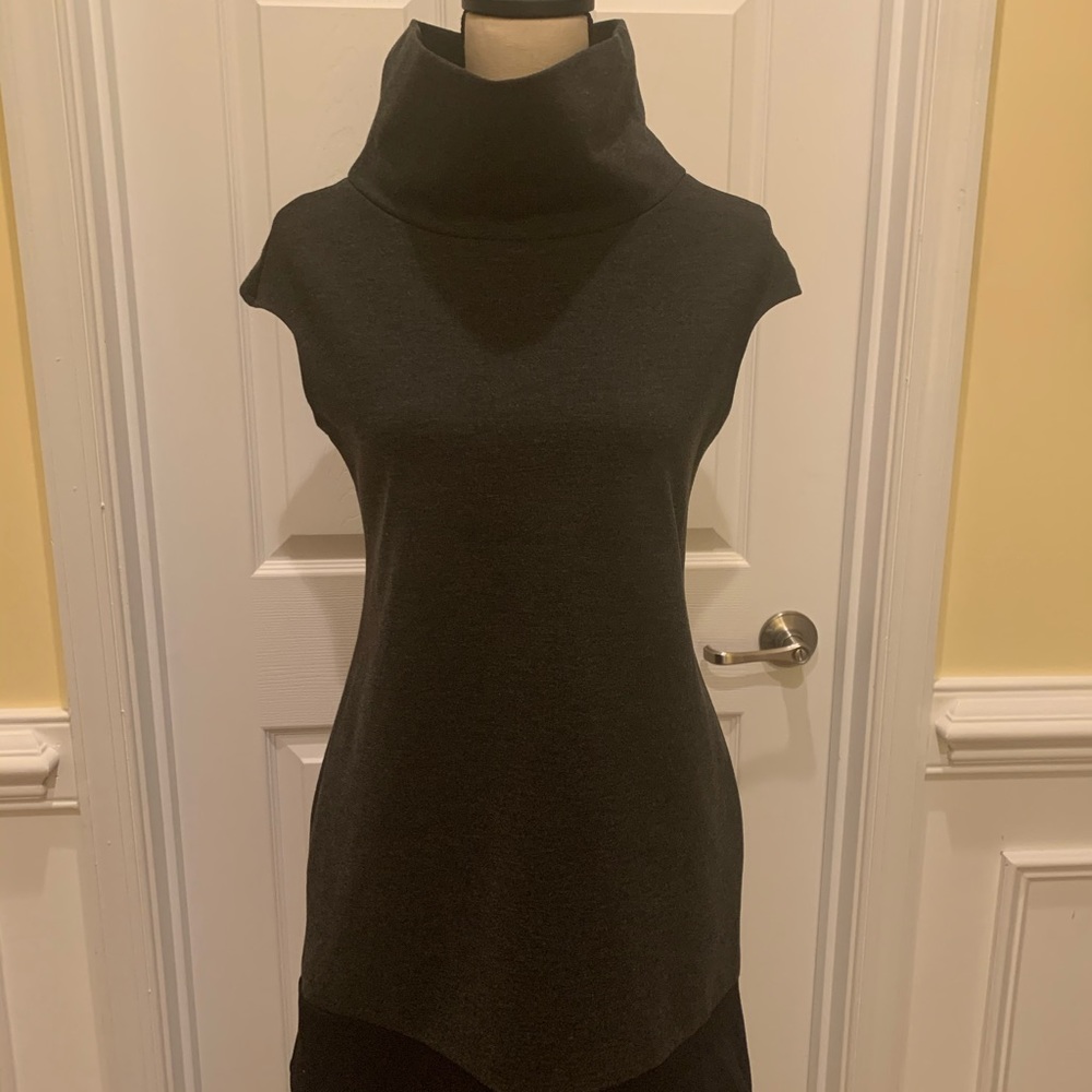 Express Tunic Dress - Picture 2 of 8